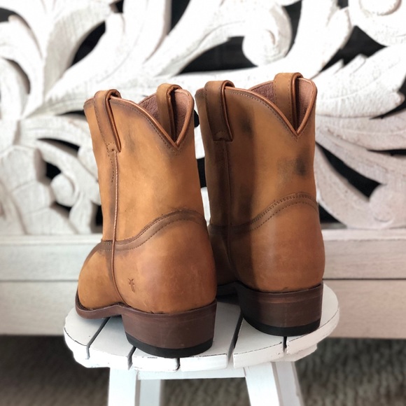 Frye Boots - Picture 4 of 7